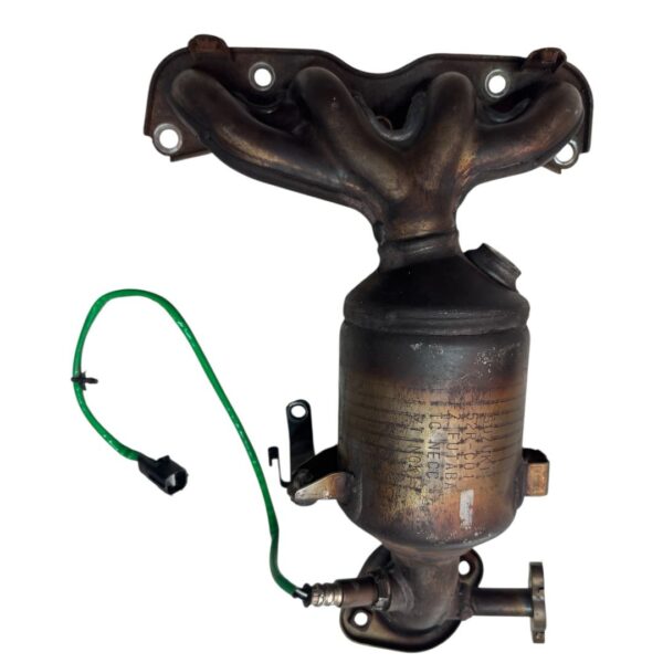 Multiple de escape Suzuki Swift «REPUESTO USADO, ORIGINAL, COMO NUEVO»