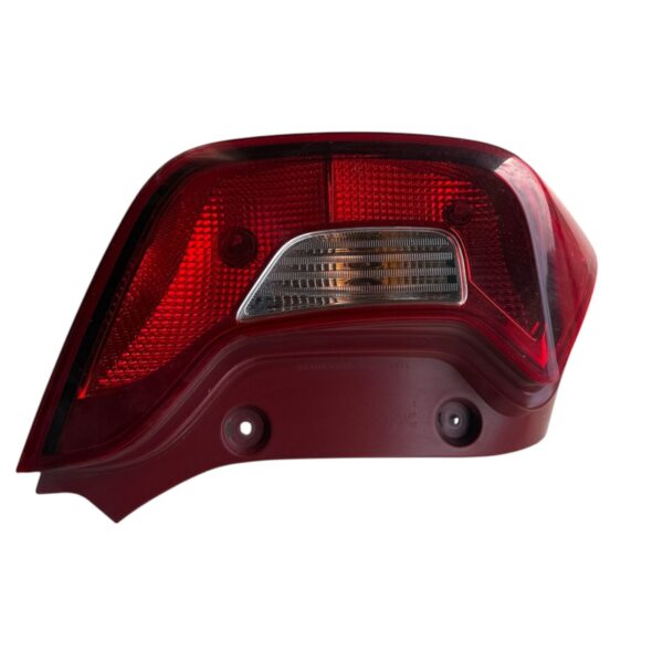 Stop izquierdo Kia Picanto All New «REPUESTO USADO, ORIGINAL, COMO NUEVO»