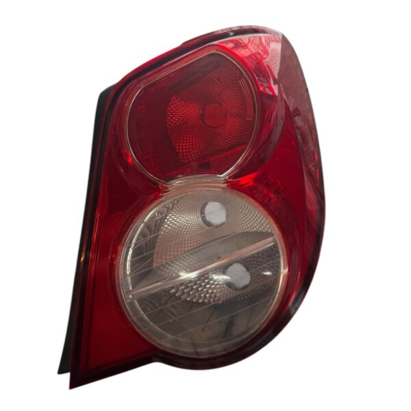 Stop Derecho Chevrolet Sonic, «REPUESTO USADO, ORIGINAL, COMO NUEVO»