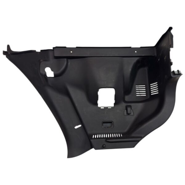 Tapa Moldura Baul Izquierda Suzuki Swift, 2023,  «REPUESTO USADO, ORIGINAL, COMO NUEVO»